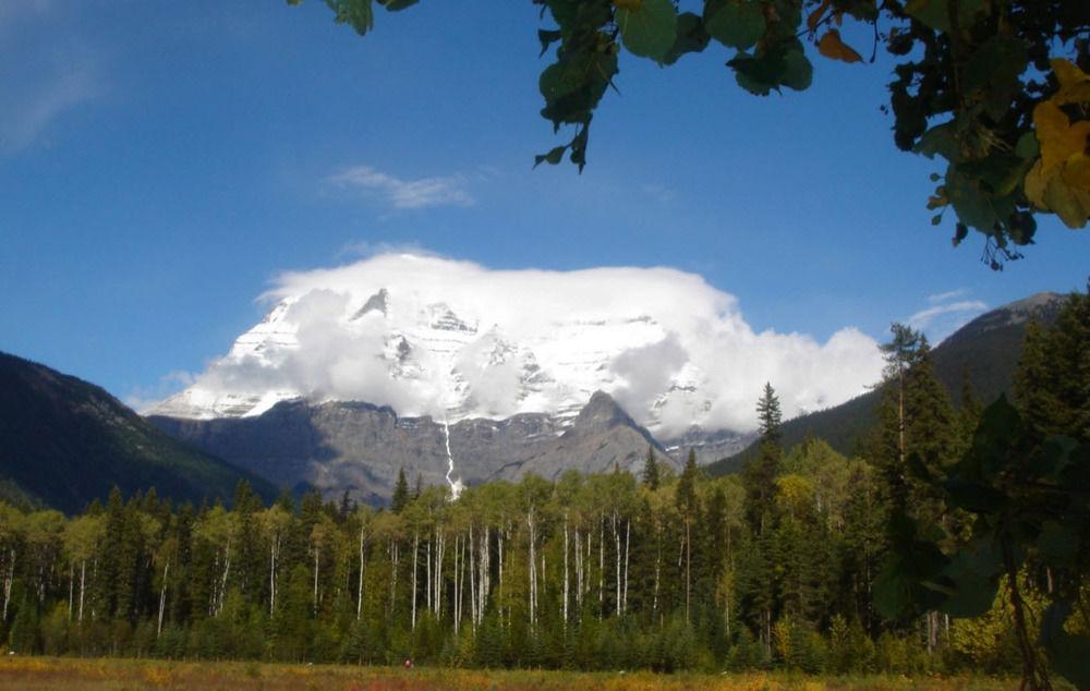 Rocky Inn Valemount Exterior foto